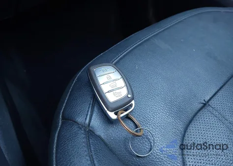 2014 Hyundai Tucson Walking Dead Edition z USA, uszkodzony, nr VIN KM8JUCAG1EU941748